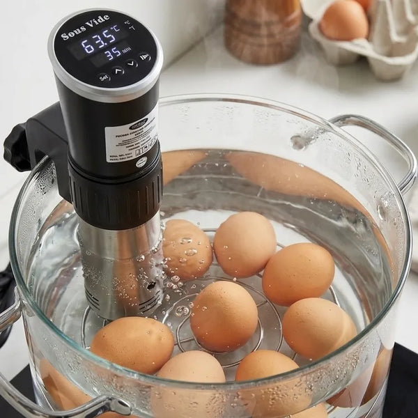 Thermoplongeur qui cuit des oeufs